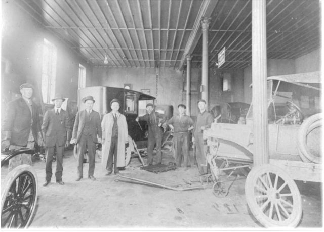 Interior, Car shop