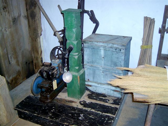 Old water pump Gr Co