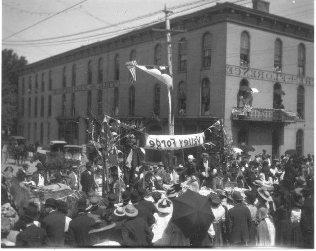 Parade-6