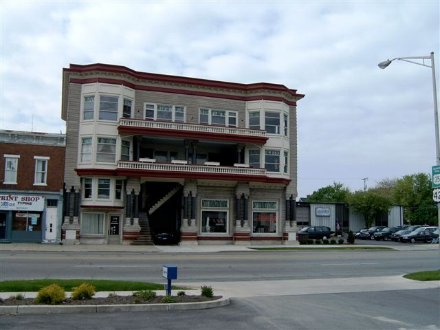 Dodds Monument,much like 1925